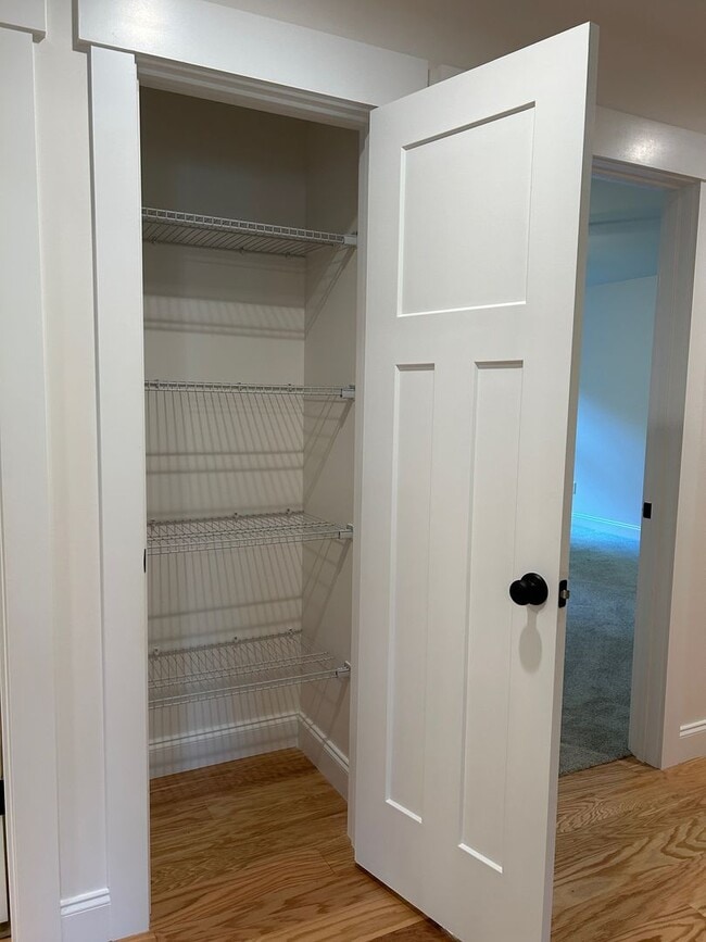 Building Photo - East AVL - 2022 Craftsman Custom Build