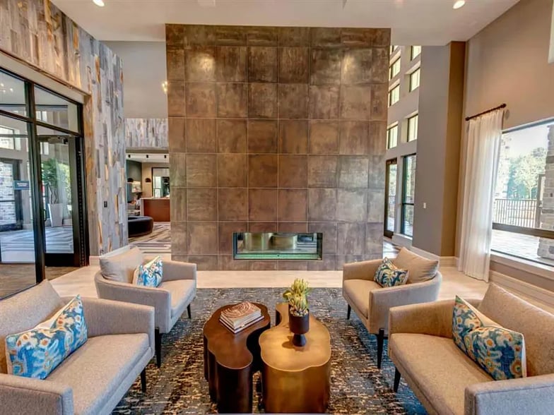 Building Photo - 20290 Park Lake View Dr