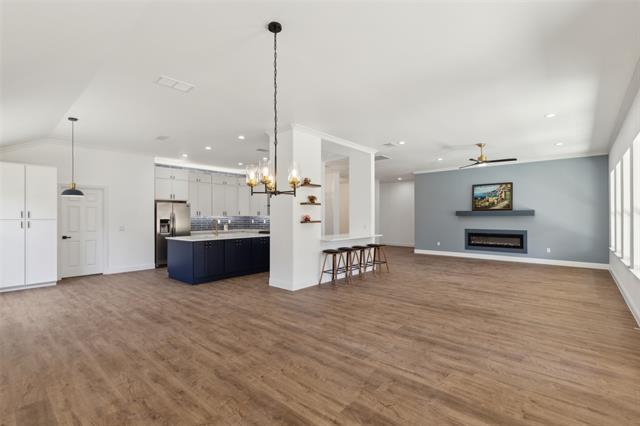 Building Photo - 9913 Hanford Dr