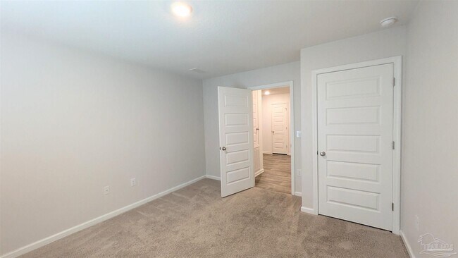 Building Photo - 10557 Queens Gate Cir