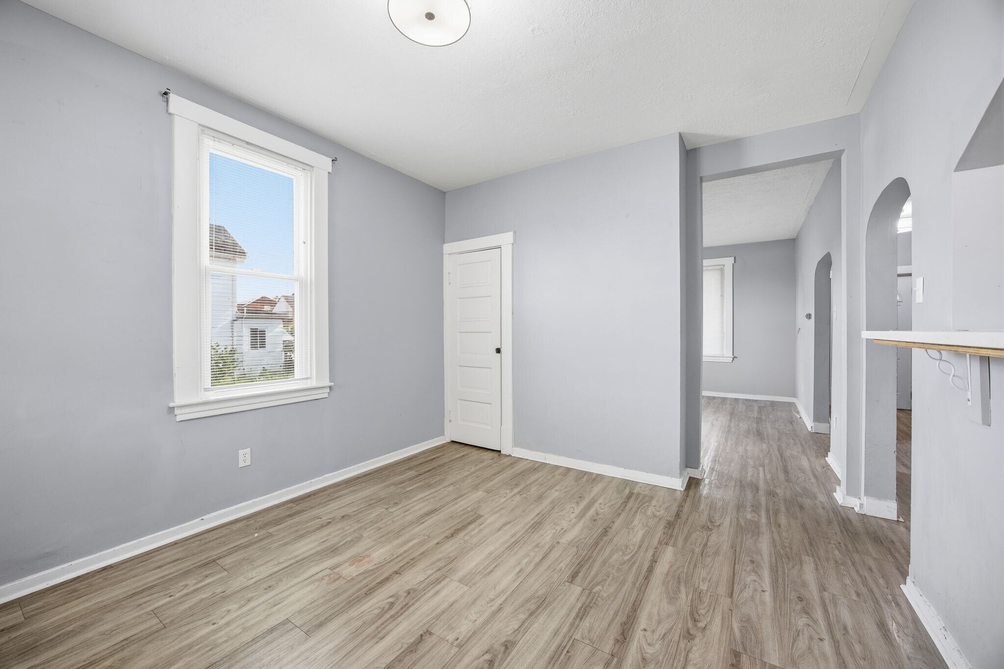 Building Photo - 827 Hinnerman St