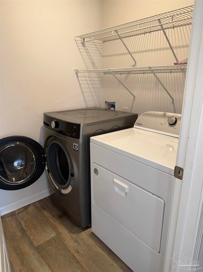 Building Photo - 5532 Lancelot Trl