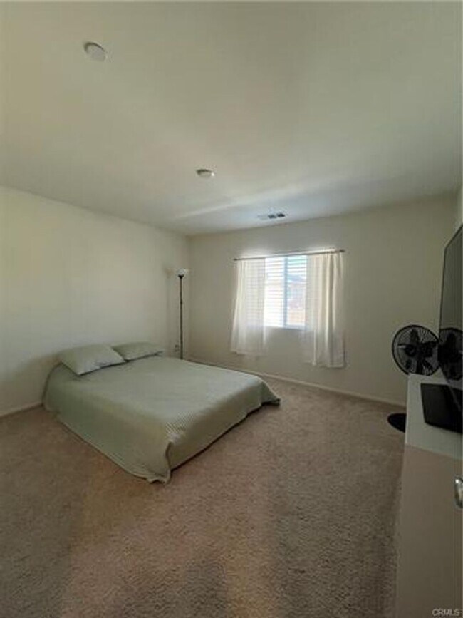 Building Photo - Audie Murphy Ranch Home