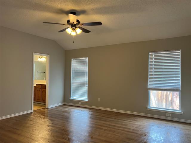 Building Photo - 421 Parkshire Dr