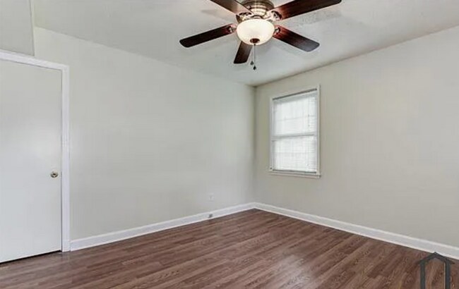 Building Photo - Newly Renovated 2 bedroom Unit for Rent!!