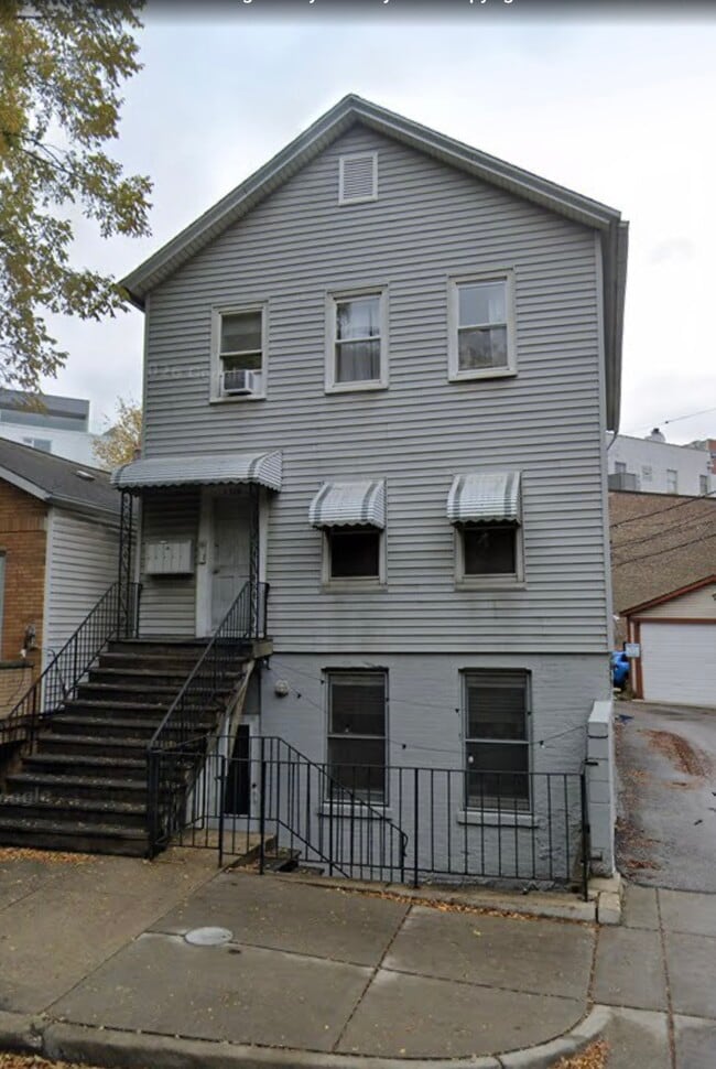 Building Photo - 1500 W Thomas St