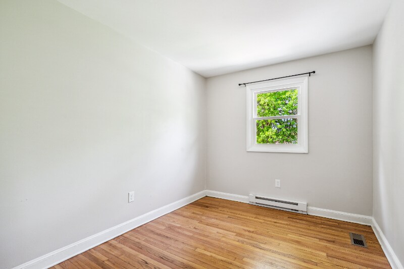 Building Photo - 119 W Orndorff Dr