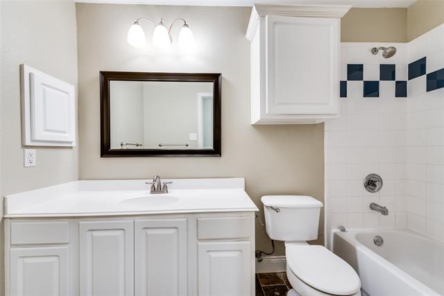 Building Photo - 1875 Oak Bend Dr