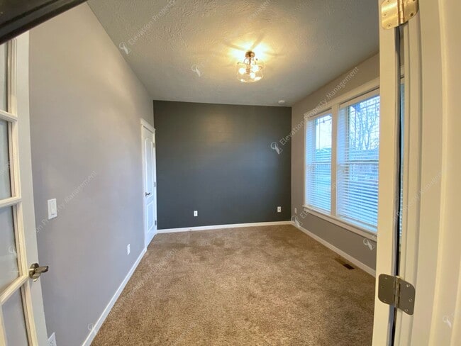 Building Photo - Designer 4BR- 2BA Home by Dry Canyon Park