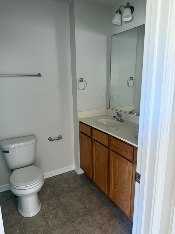 Building Photo - 204 Treeline Ln