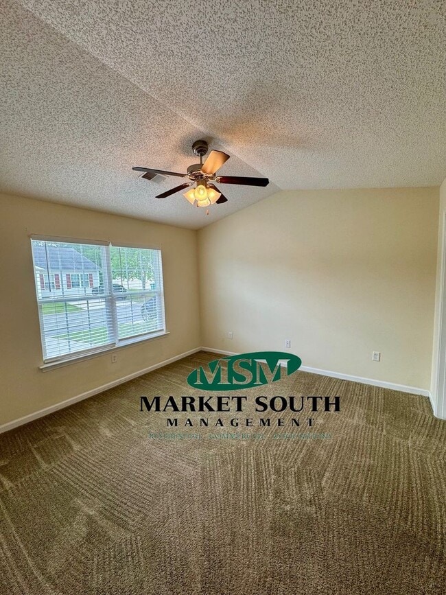 Building Photo - RINCON - TOWNHOME