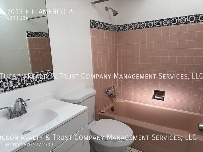 Building Photo - 7013 Flamenco Pl