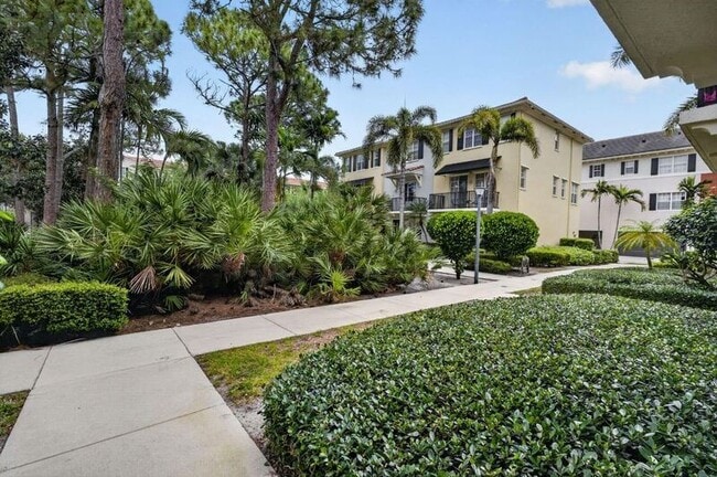 Building Photo - 150 Cat Rock Ln