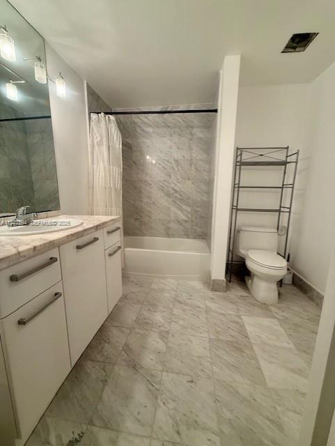 Building Photo - 253 NE 2nd St