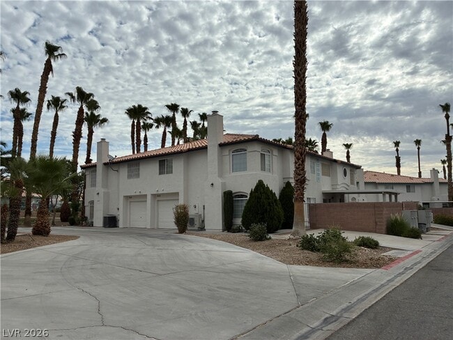 Building Photo - 5028 Starfinder Ave