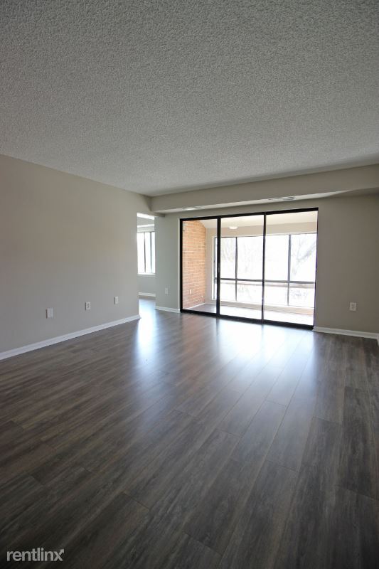 Building Photo - 10208 Bushman Dr