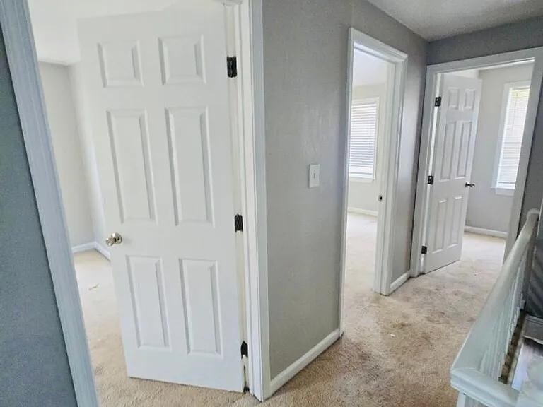 Building Photo - 3322 Lens Ave