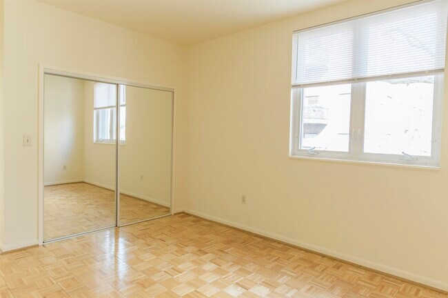 Building Photo - 75 Liberty Ave