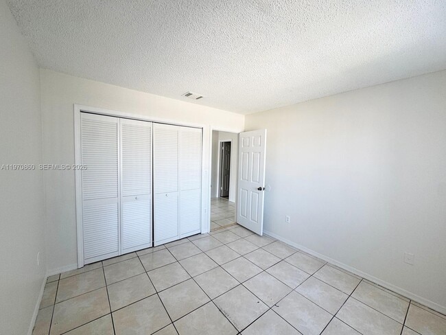 Building Photo - 15920 SW 79th Terrace