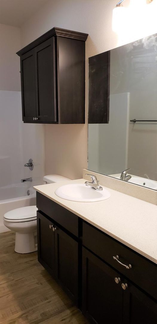 Building Photo - Cooper ISD- Luxury Duplex in Southwest Lub...
