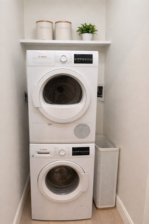 Building Photo - 25 2nd St