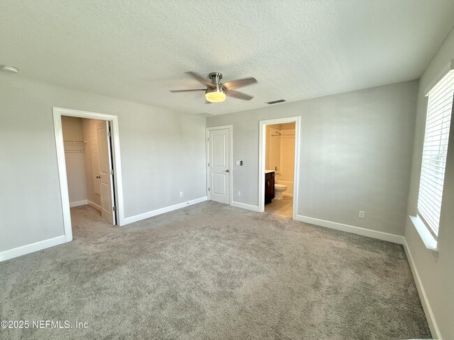 Building Photo - 505 Windwalker Dr
