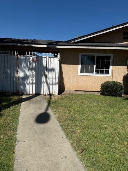 Building Photo - 3800 Gareth Ln