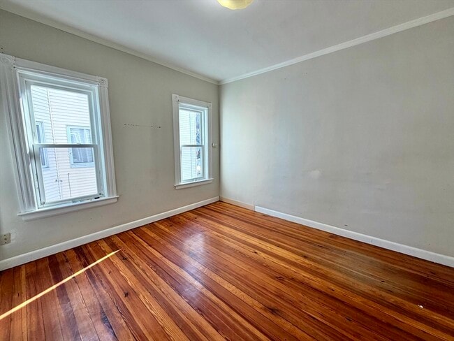 Building Photo - 21 Oakland Ave