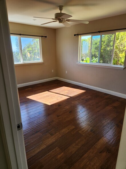 Building Photo - 361 Ehilani St