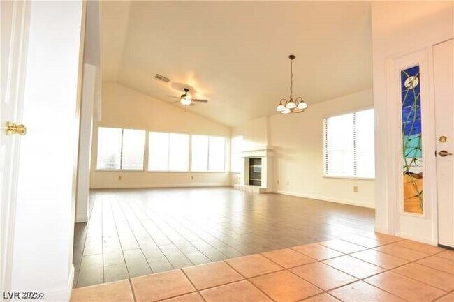Building Photo - 5257 Crooked Valley Dr