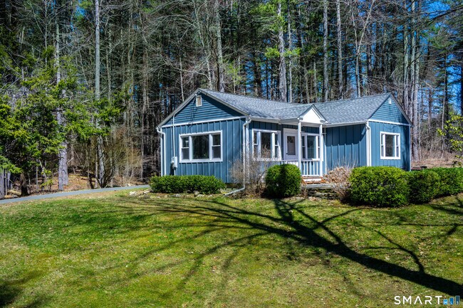 Building Photo - 474 US-7