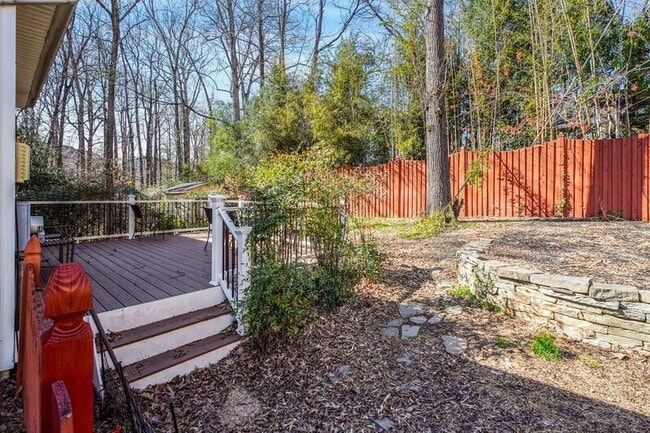 Building Photo - 655 Lancaster St