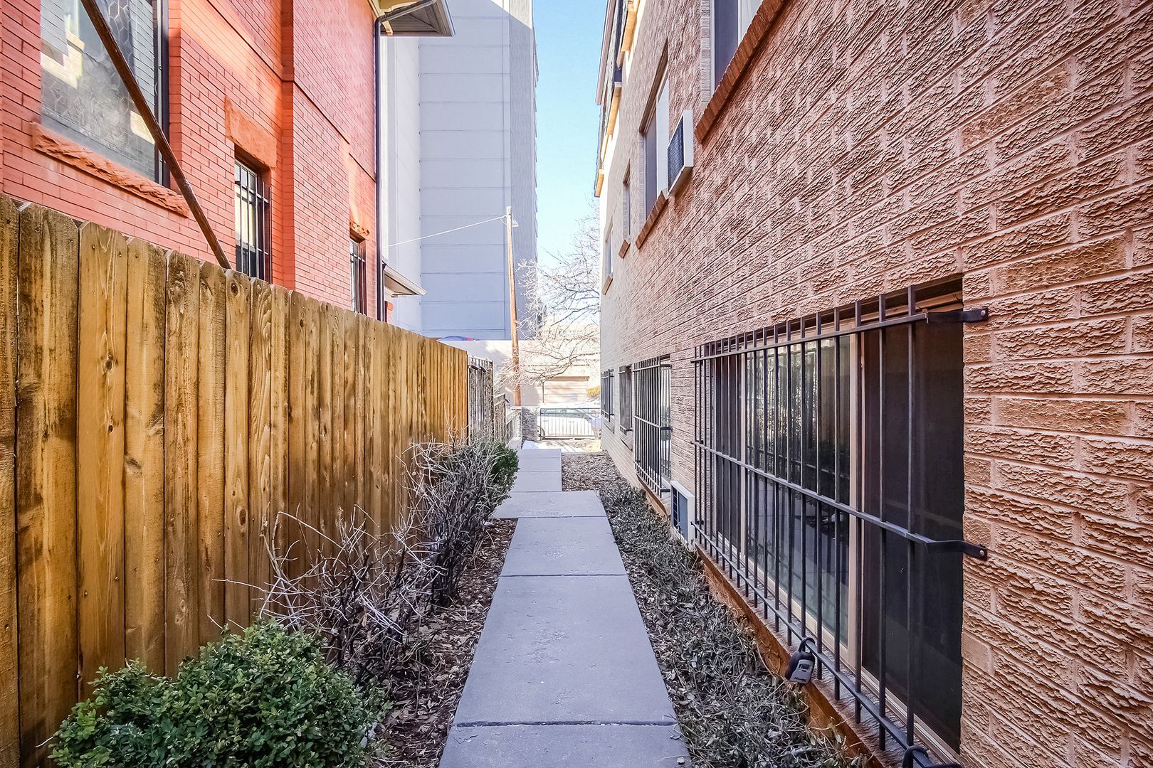 Building Photo - 1332 N Williams St