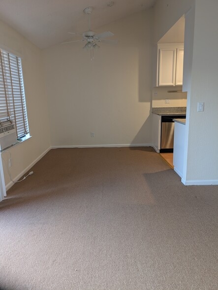 Building Photo - 6254 Joaquin Murieta Ave