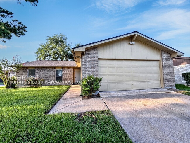 Primary Photo - 5503 Canyon Forest Dr