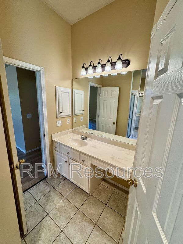 Building Photo - 8413 NW 77th St