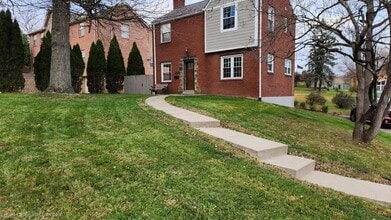 Building Photo - 4521 Gardenville Rd