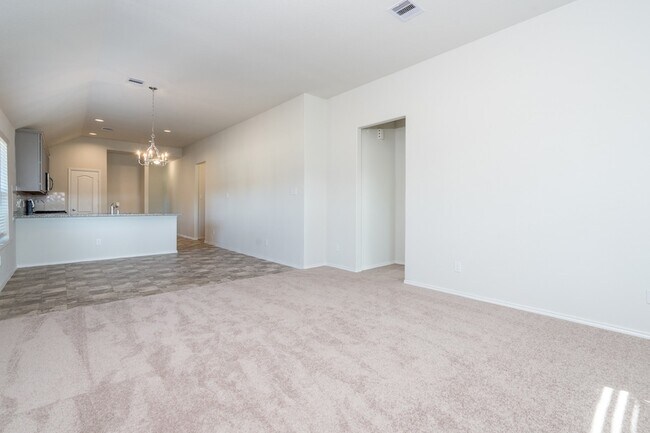Building Photo - 40354 Bay Warbler Wy