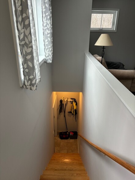 Building Photo - 544 Tolend Rd