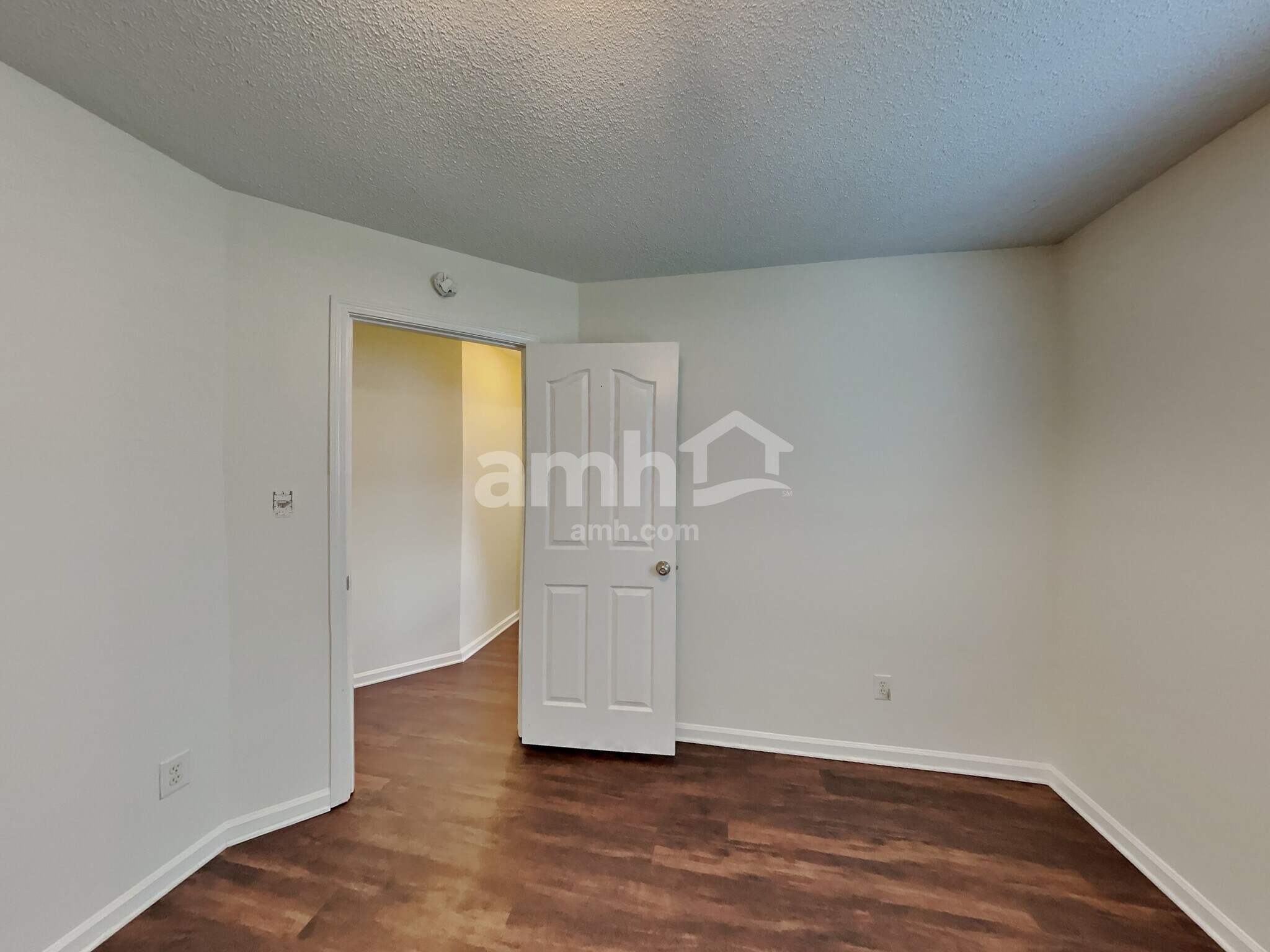 Building Photo - 9411 Misty Arbor Way