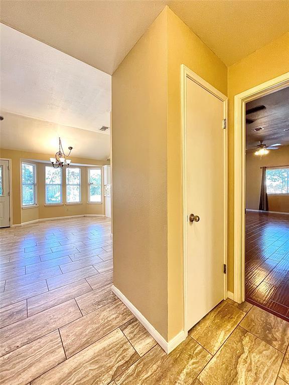 Building Photo - 502 Yaupon Cove
