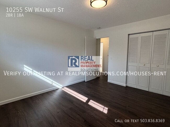 Building Photo - 10255 SW Walnut St