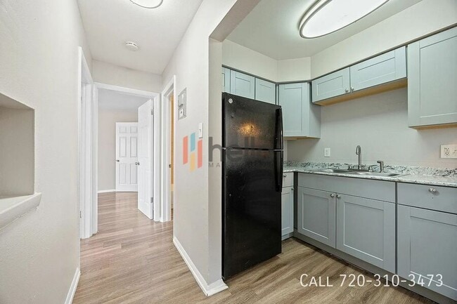 Building Photo - 9885 W 21st Ave