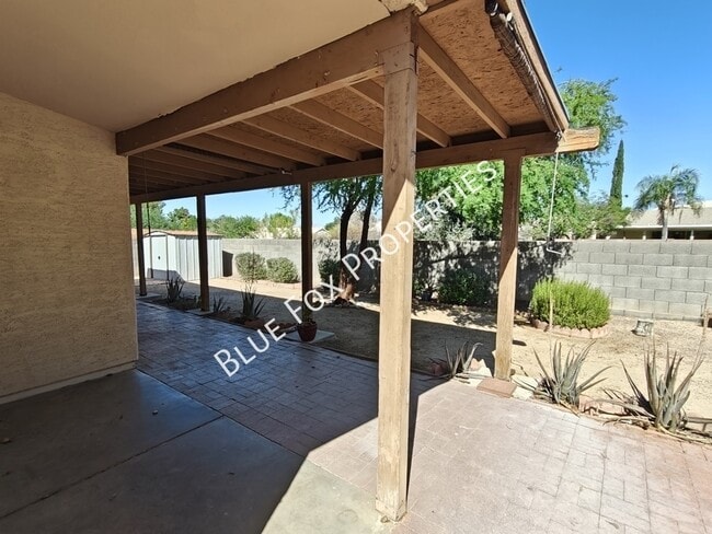 Building Photo - 9073 N Tiger Eye Way