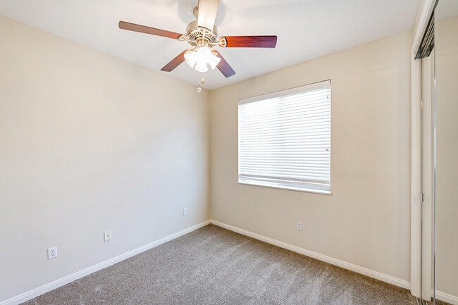 Building Photo - 41544 Via Arleta