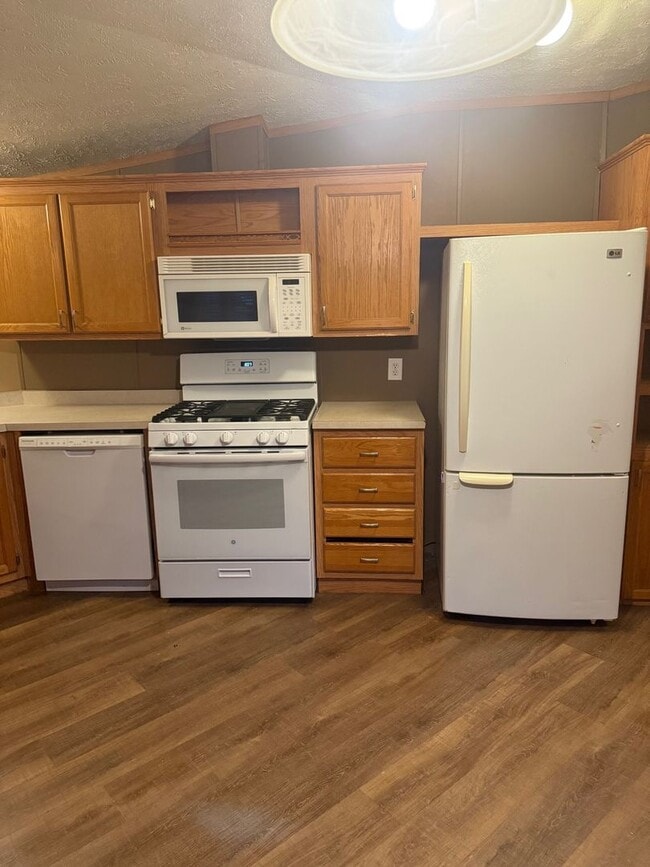 Building Photo - 808 N 8th St