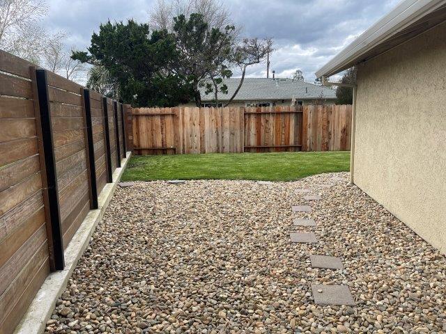 Building Photo - 2172 Ahneita Dr