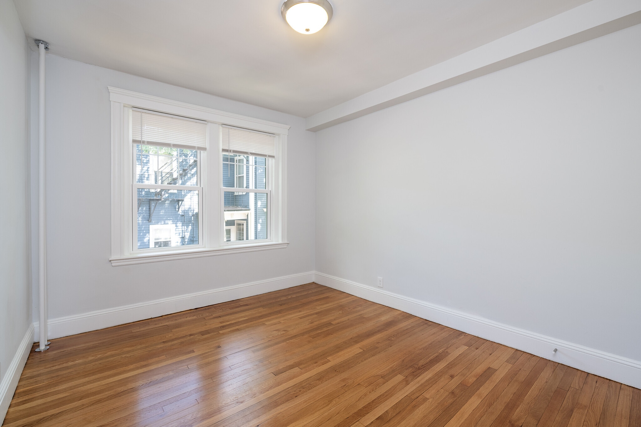 Building Photo - 19A Forest St
