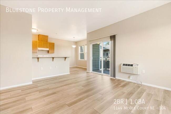 Building Photo - 1144 Mcgee Ct NE