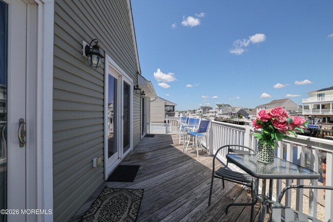 Building Photo - 140 Matilda Dr